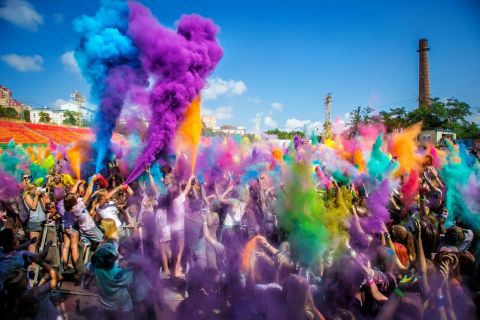 Фестиваль красок в Сочи