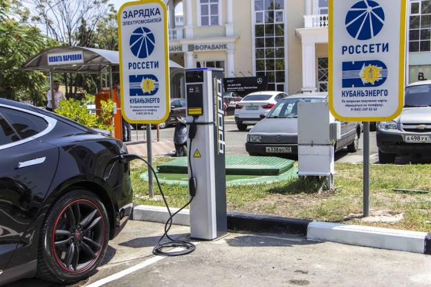 Зарядки для электромобилей установили в Сочи